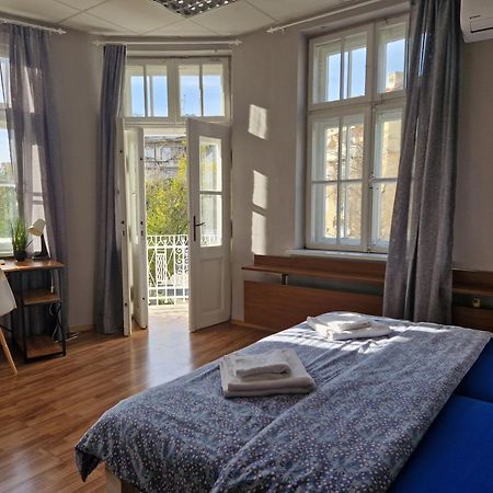 Lambo'S Corner Varna - Guest Rooms Екстер'єр фото