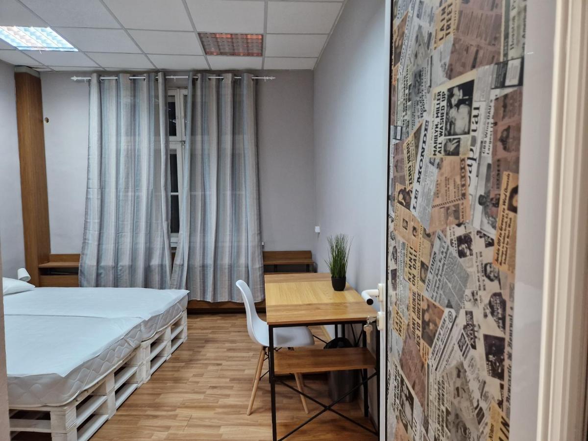 Lambo'S Corner Varna - Guest Rooms Екстер'єр фото