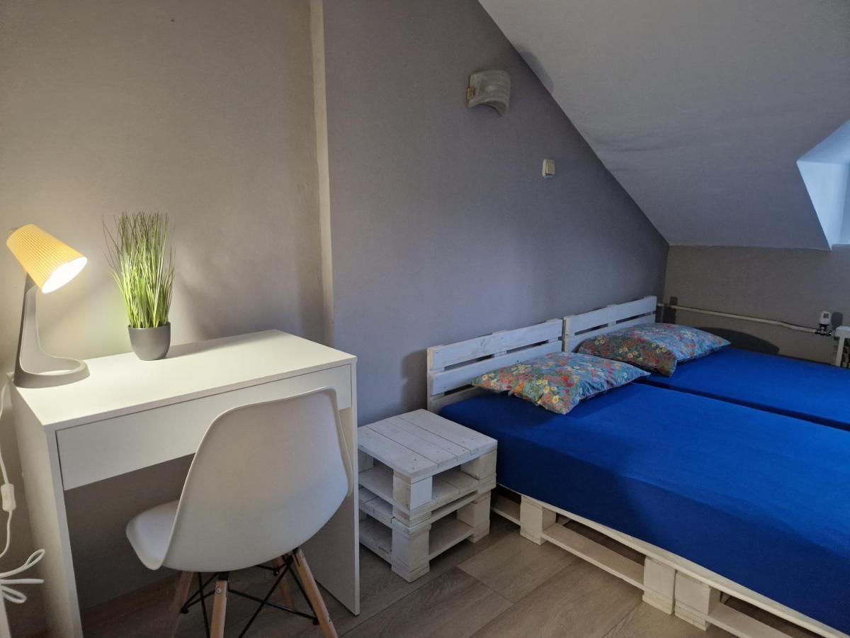 Lambo'S Corner Varna - Guest Rooms Екстер'єр фото