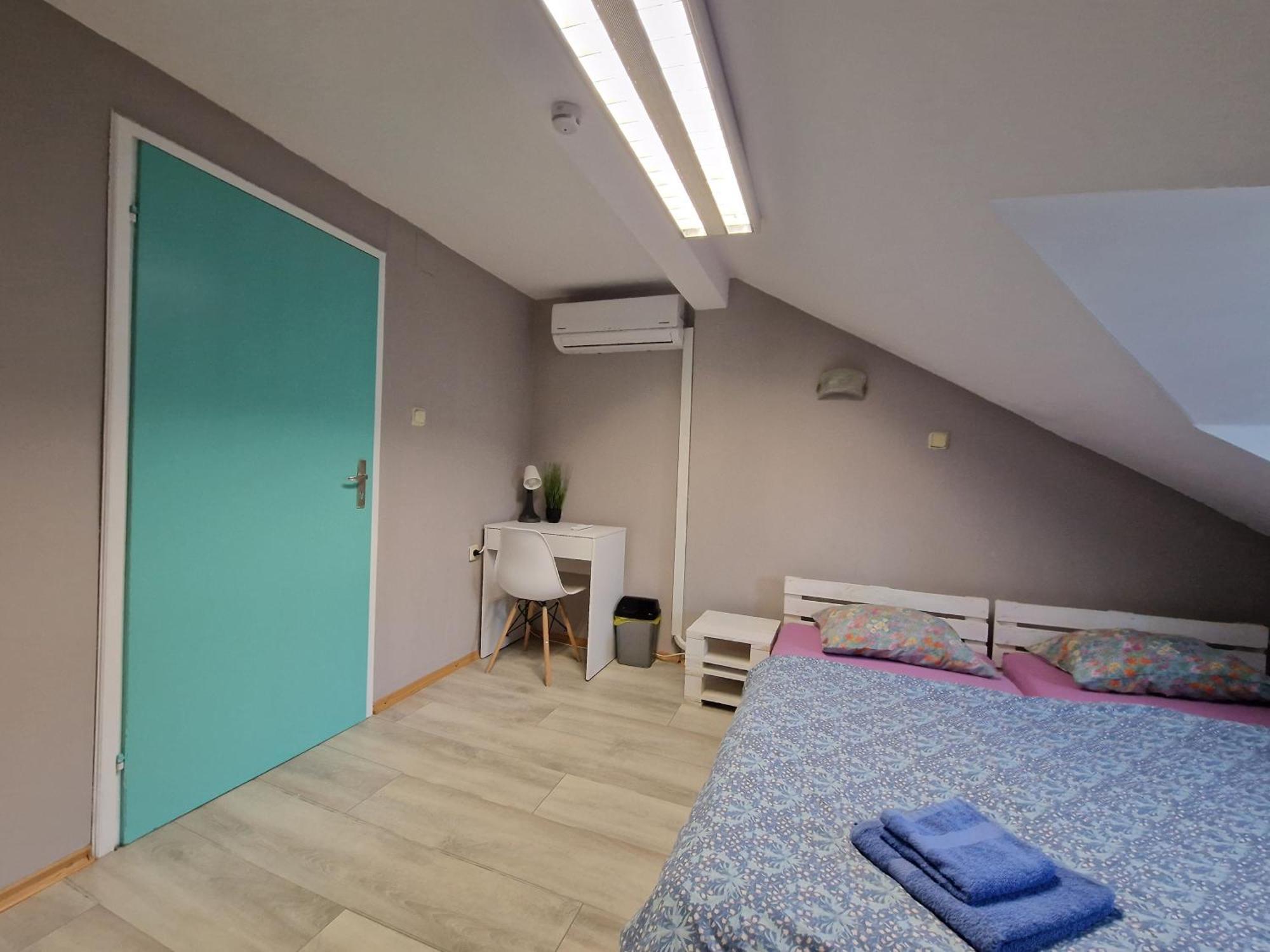 Lambo'S Corner Varna - Guest Rooms Екстер'єр фото