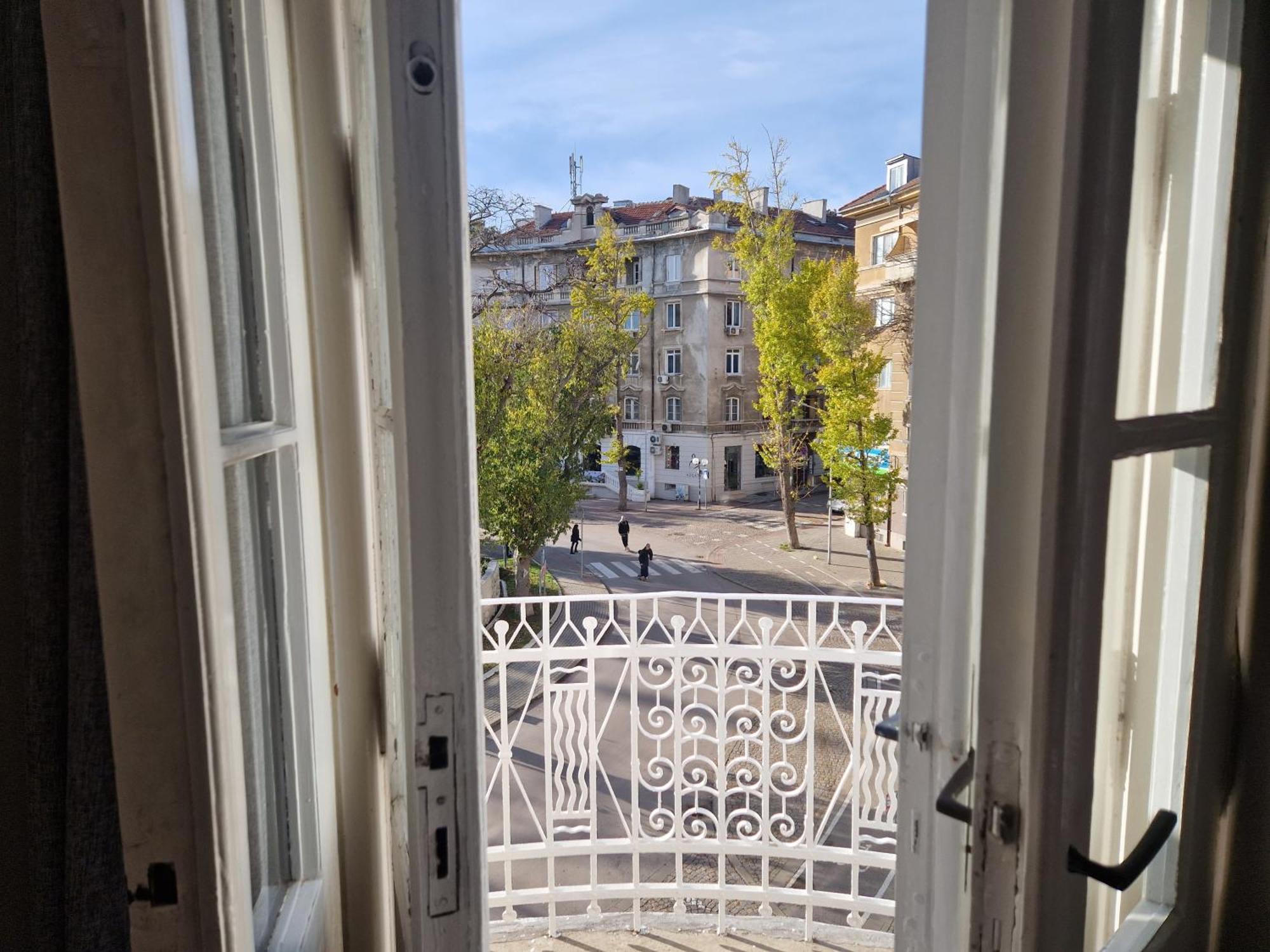 Lambo'S Corner Varna - Guest Rooms Екстер'єр фото
