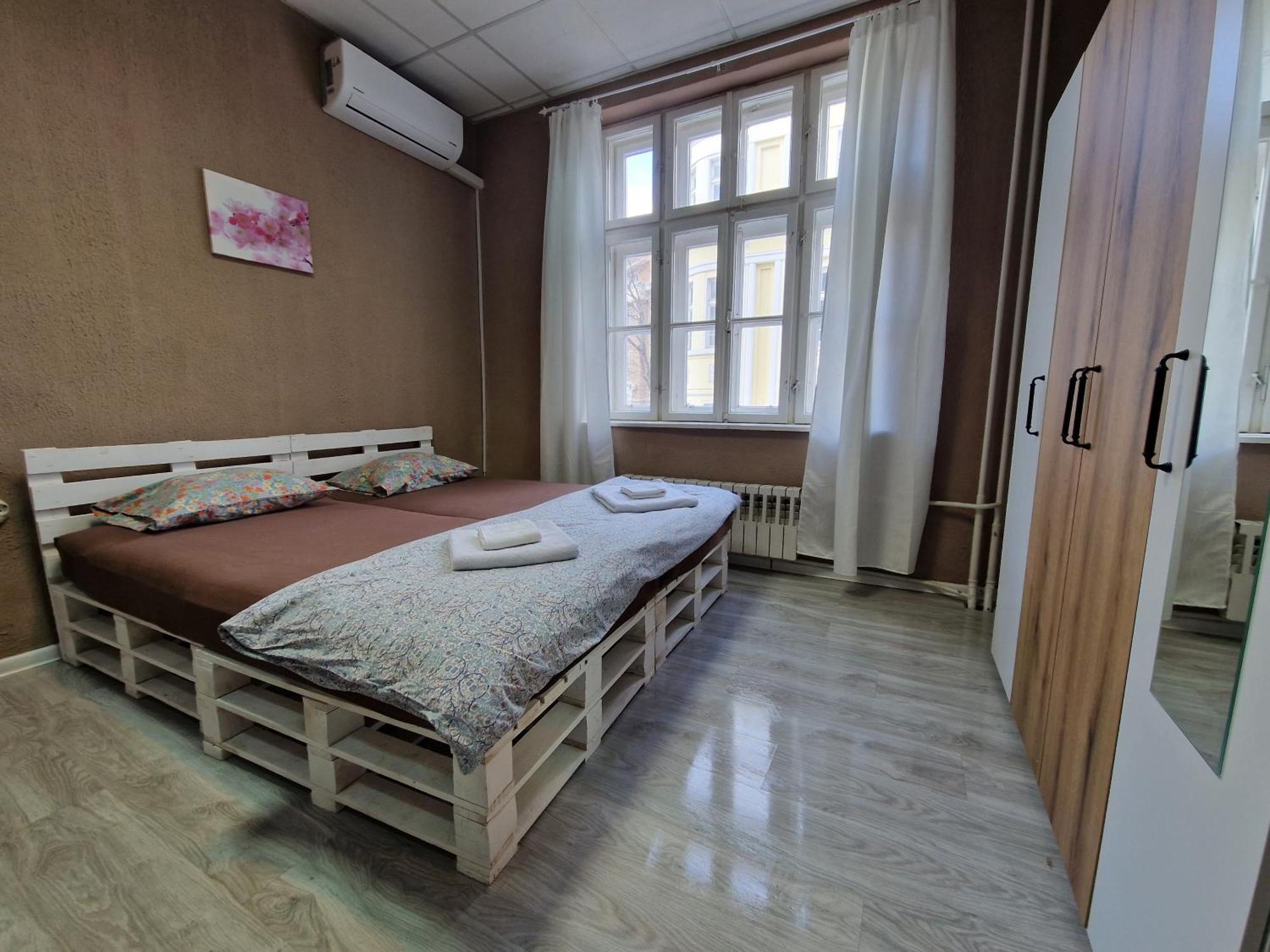 Lambo'S Corner Varna - Guest Rooms Екстер'єр фото