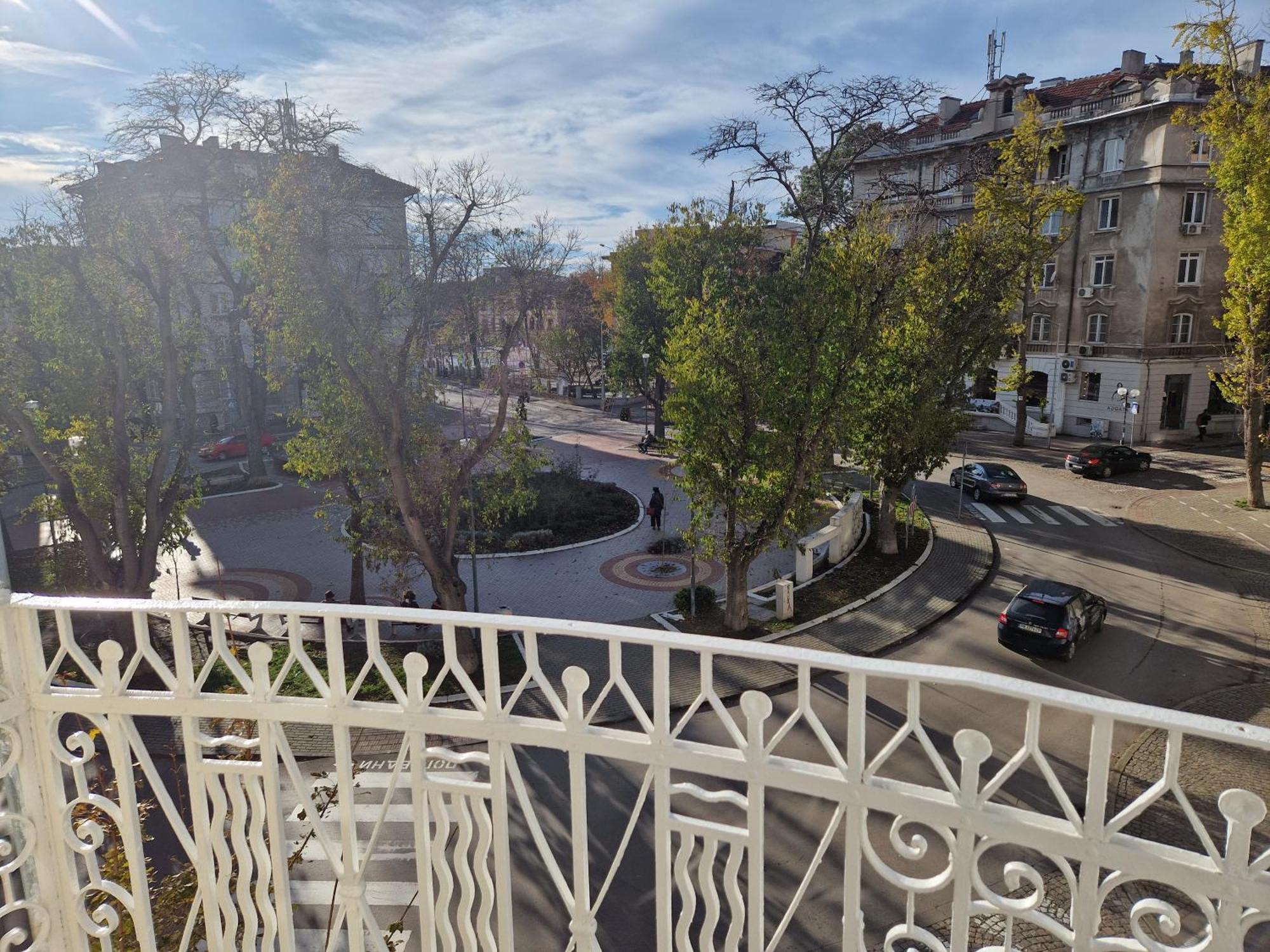 Lambo'S Corner Varna - Guest Rooms Екстер'єр фото