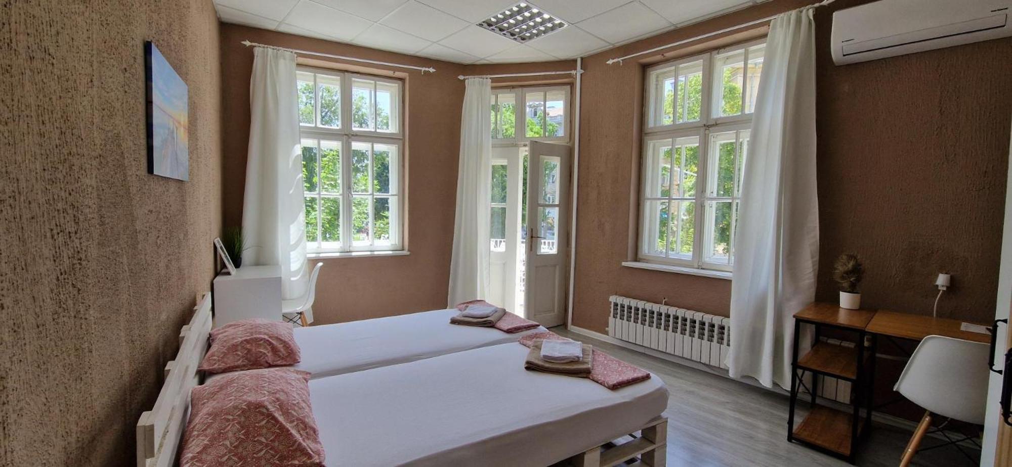 Lambo'S Corner Varna - Guest Rooms Екстер'єр фото