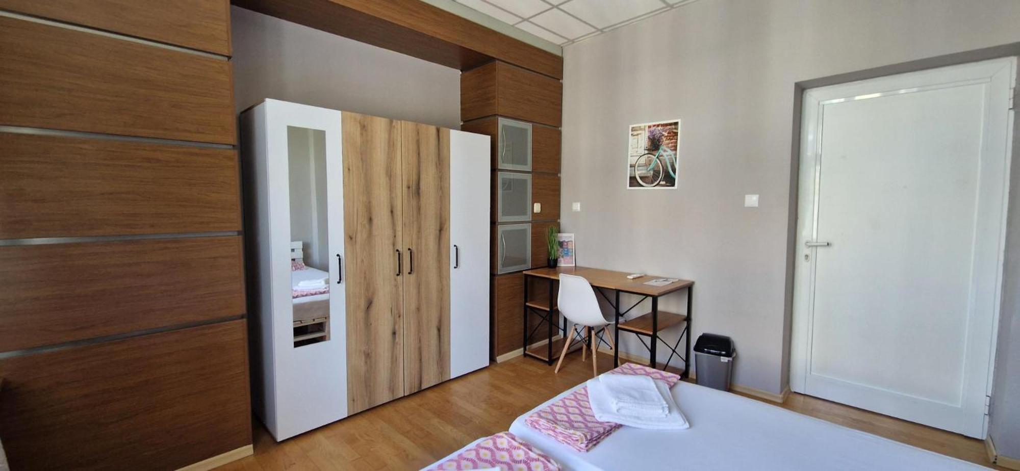 Lambo'S Corner Varna - Guest Rooms Екстер'єр фото